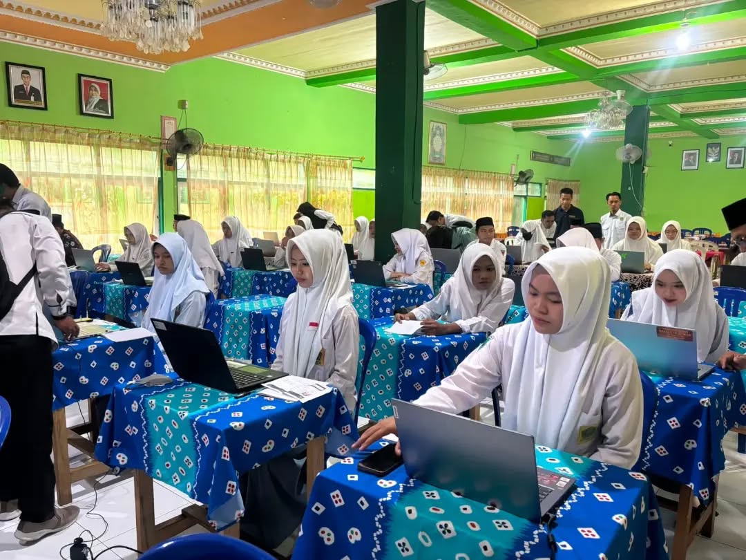 Alhamdulillah! Tim Robotika Sekolah Raih Medali Emas International Youth Robot Competition