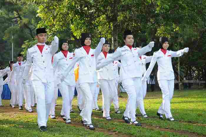 Bilingual Islamic Leadership Program